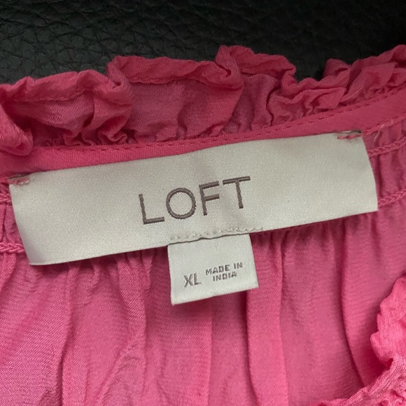 LOFT Pink Ruffle Tank - Picture 3 of 4
